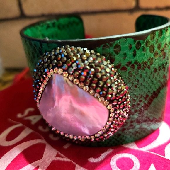 Sassy Jones Tizani Leather Cuff - Green NWT - Picture 1 of 2